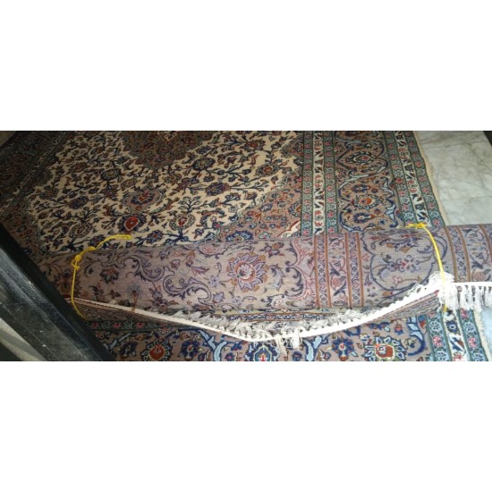 Old Riyaz ul Jannah ریاض الجنۃ   Carpet Shah Faisal Time