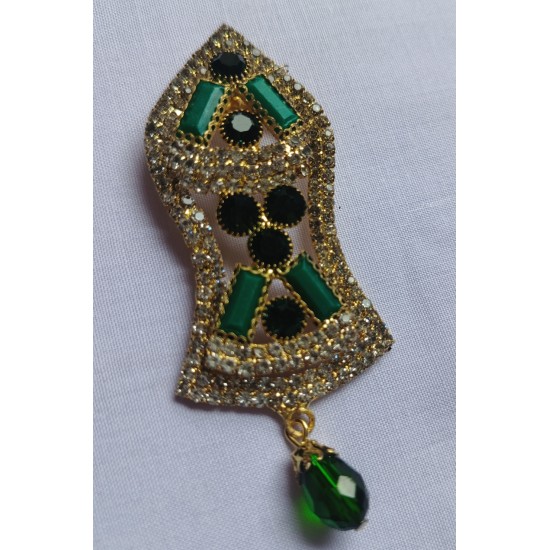 Premium Nalain Sharif Badge – Green & White Pearls with Golden Base and Jewel Pendant
