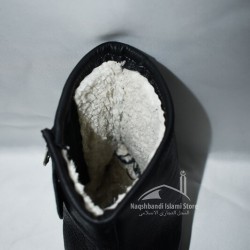 Premium Leather Socks for Ultimate Warmth and Comfort in Snow
