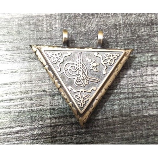Triangle Silver Locket for Taweez